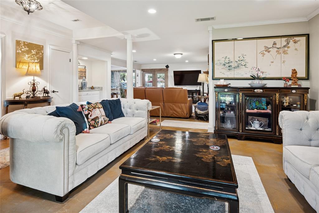 Ridglea Country Club Estates - Residential