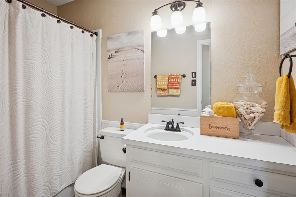 Ridglea Country Club Estates - Residential