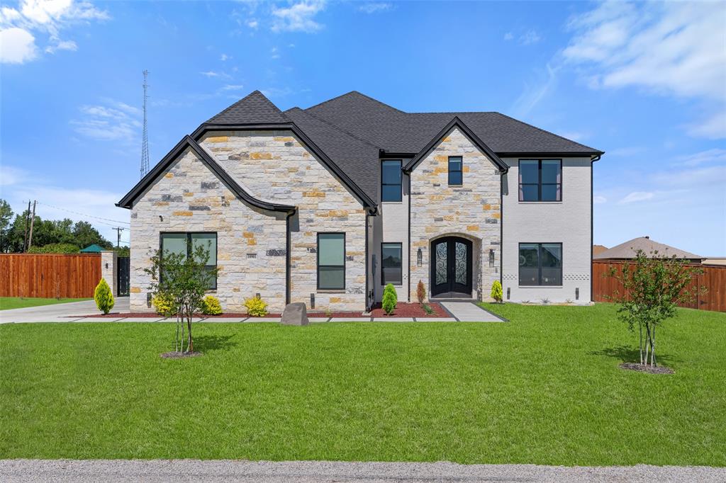 10901 Chriswood Drive