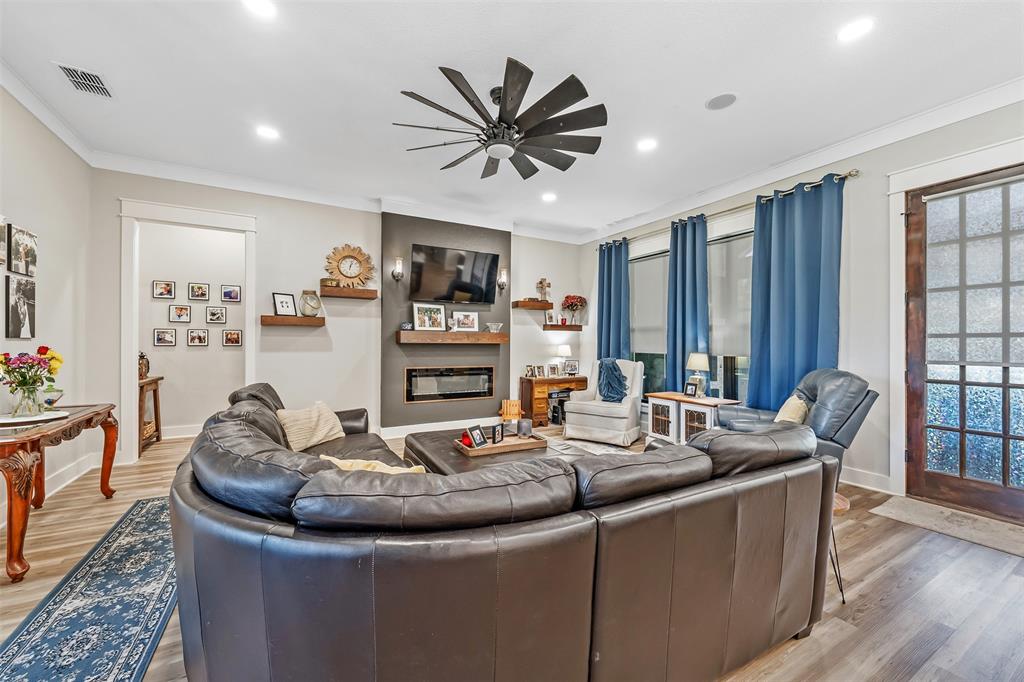 Spring Meadows - Residential