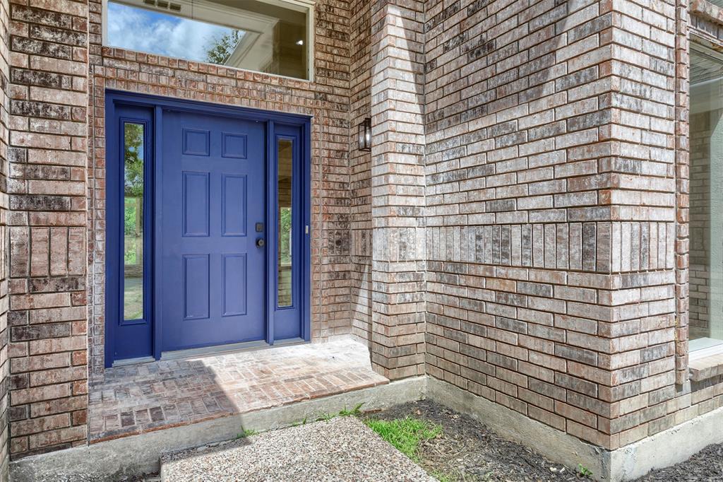 825 County Road 2255