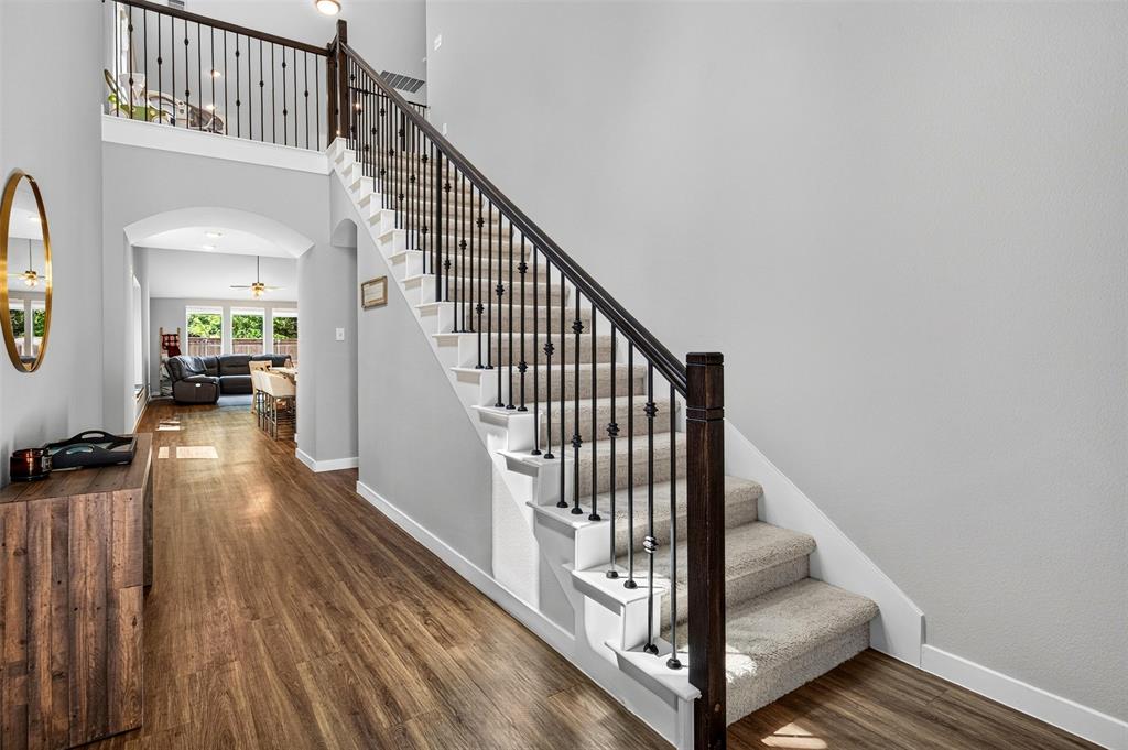 2121 Hobby Drive