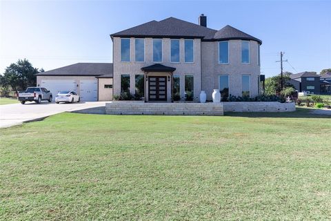 Photo of 2630 Rock Hill Road, Aubrey, TX 76227 (MLS # 21244217)