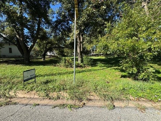 1610 S RUSK ST, SHERMAN, TX 75090 - Image c1c875f344dd006d8f04ea0ca9b1cea2/2654479691