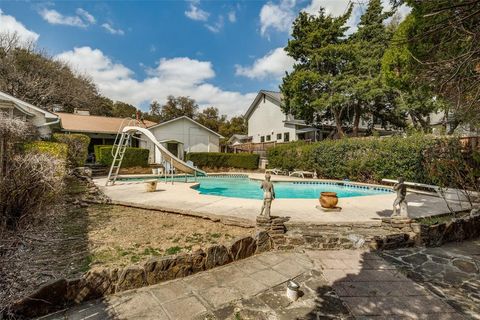 Tiny photo for 3954 Dalgreen Dr. Dr, Dallas, TX 75214 (MLS # 21197766)