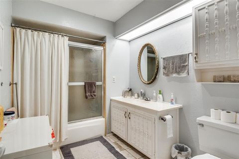 Tiny photo for 3954 Dalgreen Dr. Dr, Dallas, TX 75214 (MLS # 21197766)