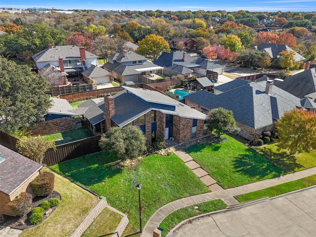 2341 Heatherwoods Way