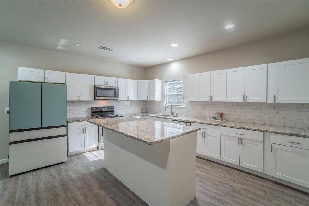 Ellis M G Add - Residential