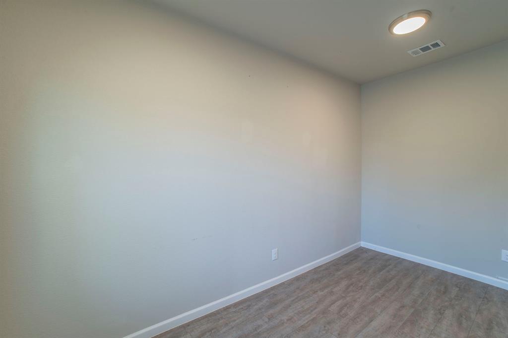 Ellis M G Add - Residential