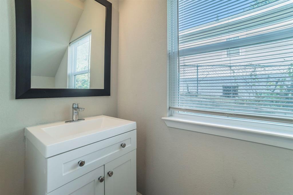 Ellis M G Add - Residential