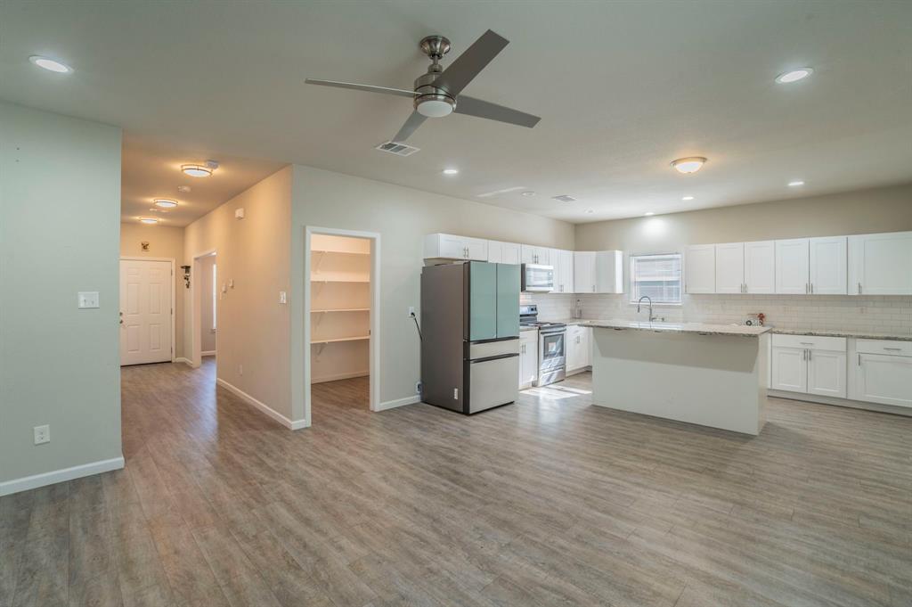 Ellis M G Add - Residential