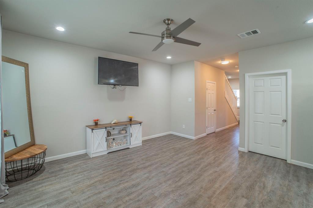 Ellis M G Add - Residential