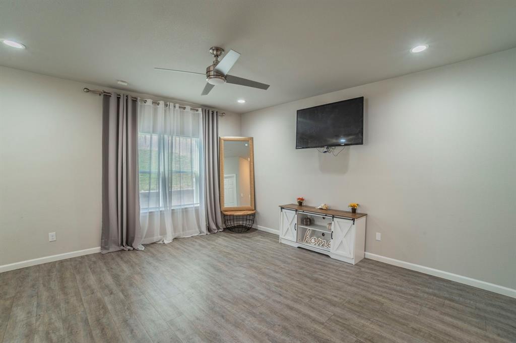 Ellis M G Add - Residential