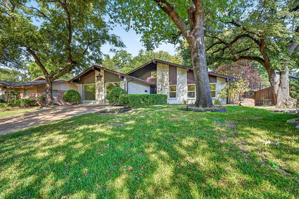 10615 Swallow Lane
