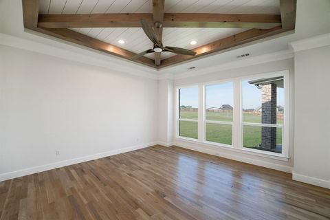 A home in Northlake