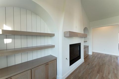 A home in Northlake