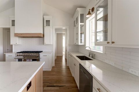 A home in Northlake