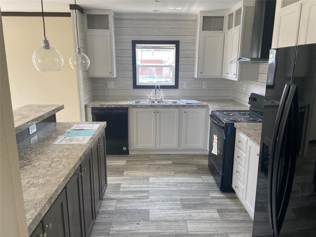 Pelican Bay Tenth Filing Lot 178 - Residential