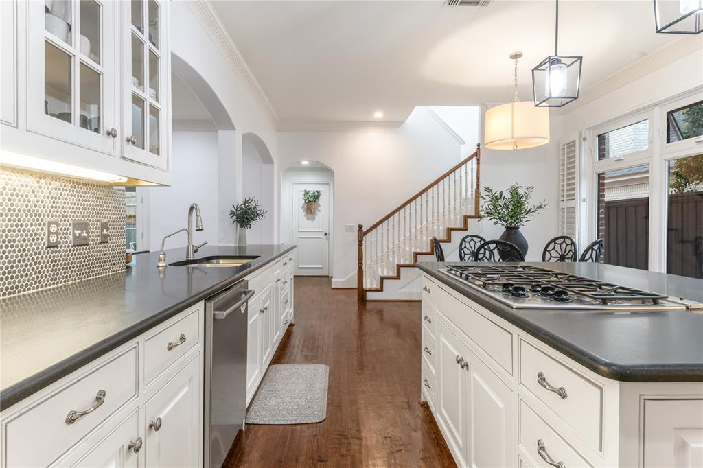 Caruth Hills 04 Instl - Residential