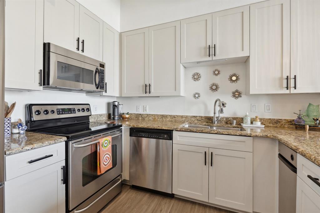 Renaissance On Turtle Creek Condo - Residential