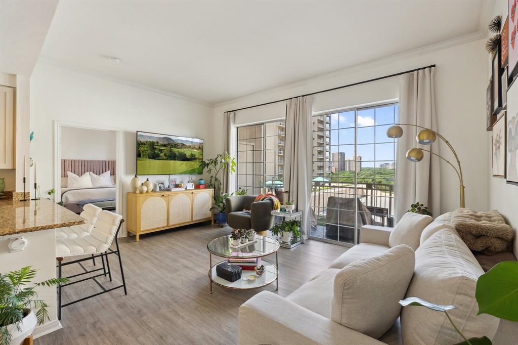 Renaissance On Turtle Creek Condo - Residential