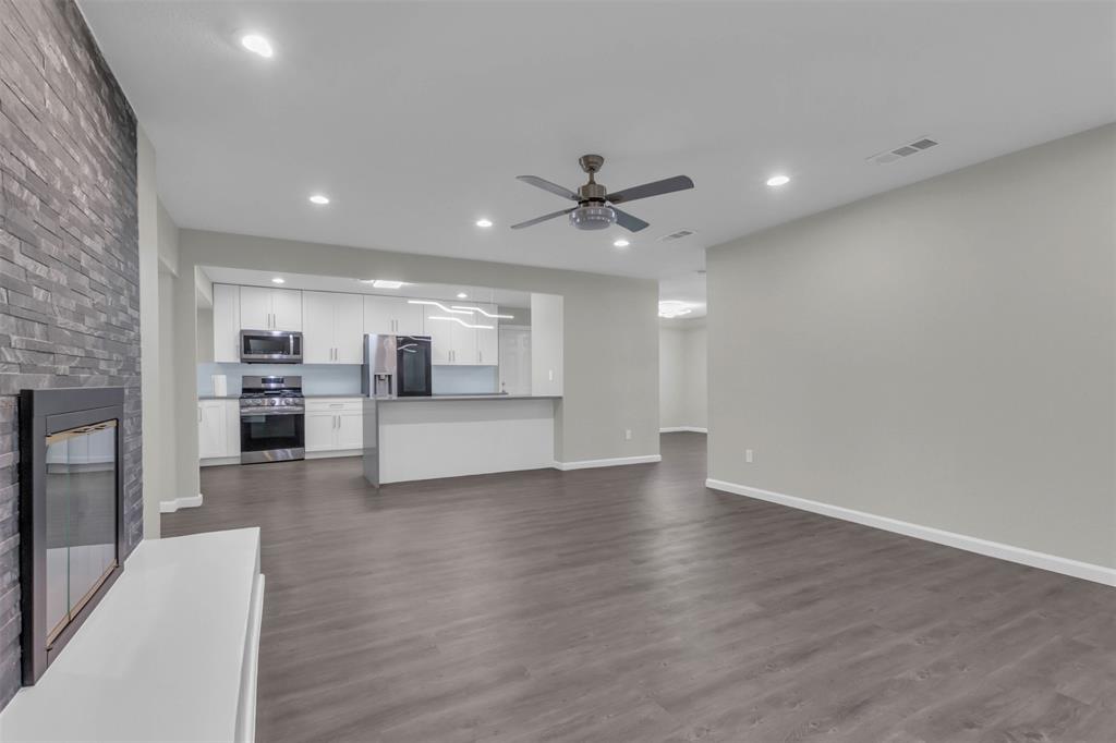 Crestpark Club Estates - Residential