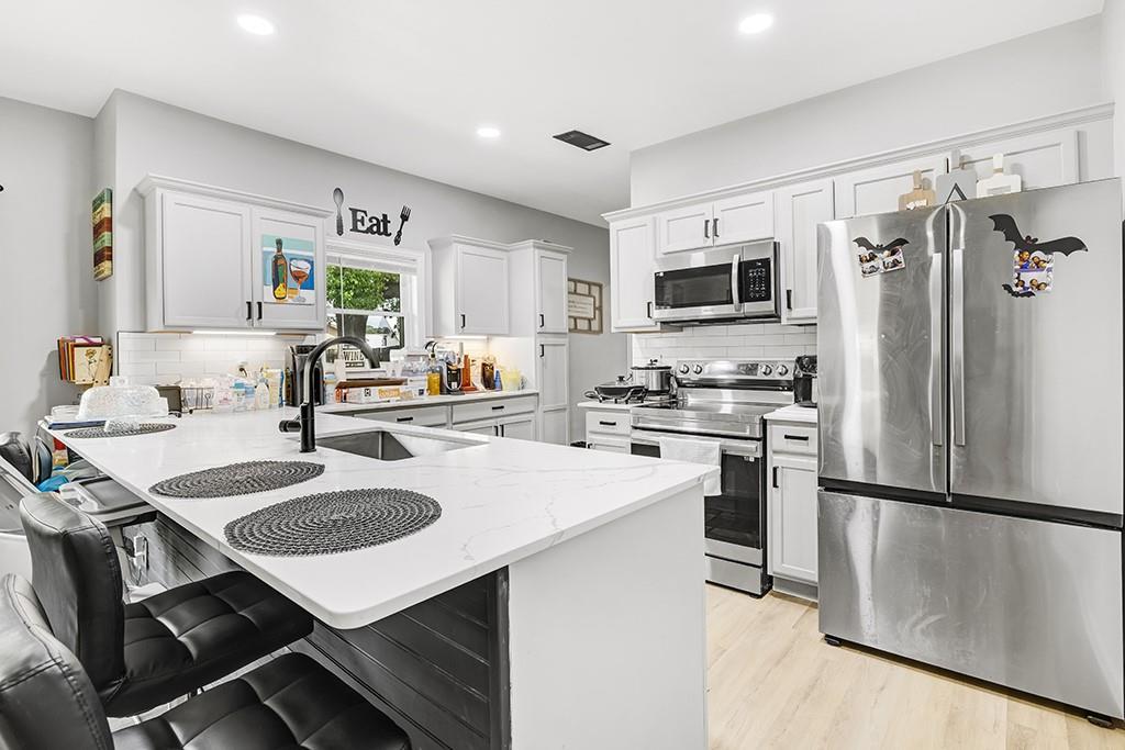 2120 Magnolia Street