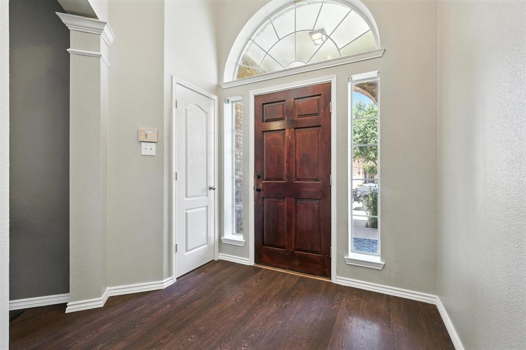 311 Clifton Circle