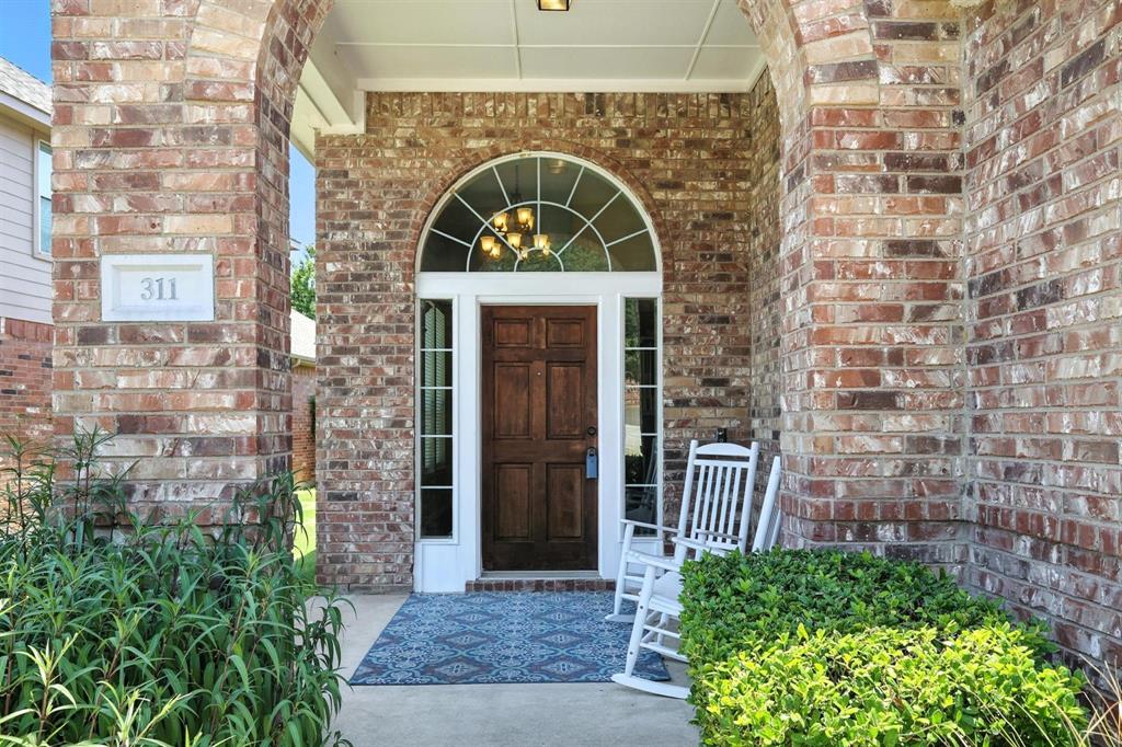 311 Clifton Circle
