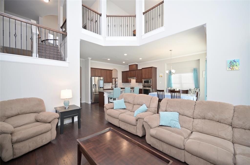 Live Oak Crk - Residential