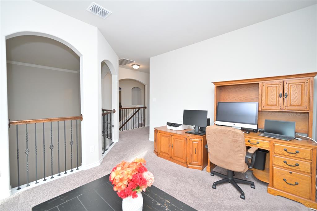 Live Oak Crk - Residential