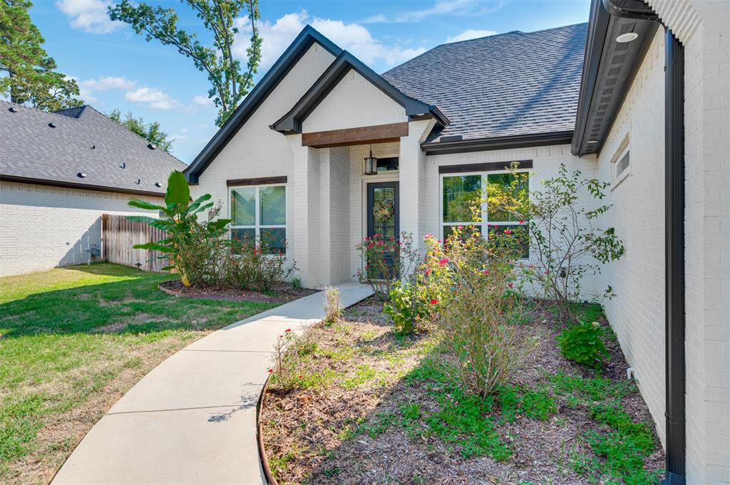 2830 Juniper Lane