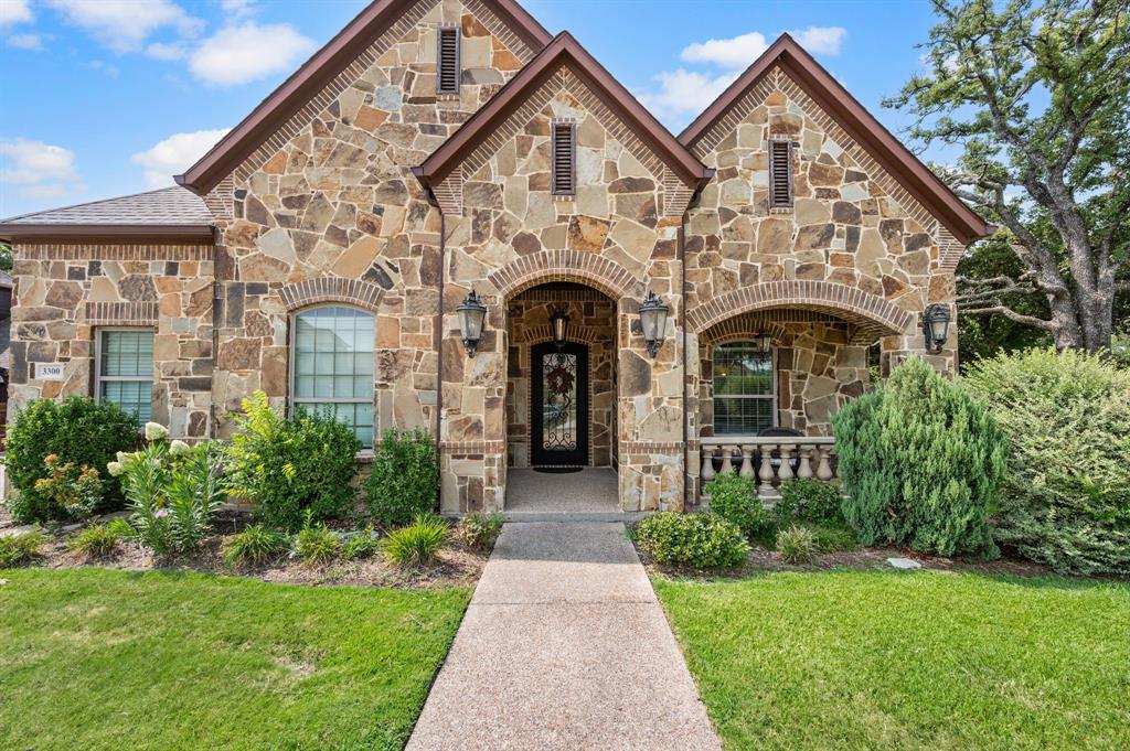 3300 Alexandria Court