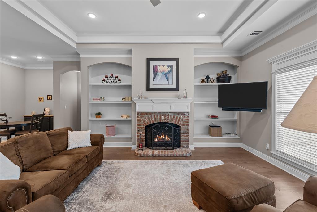 Tuscany Villas Un #6 - Residential