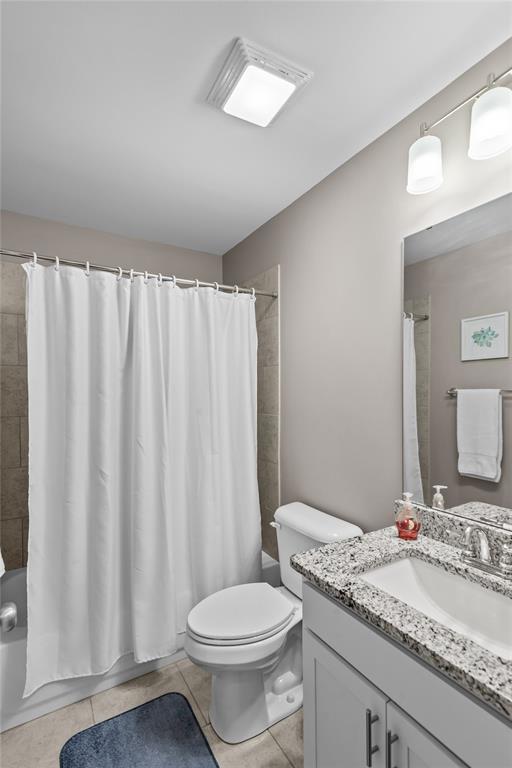 Tuscany Villas Un #6 - Residential