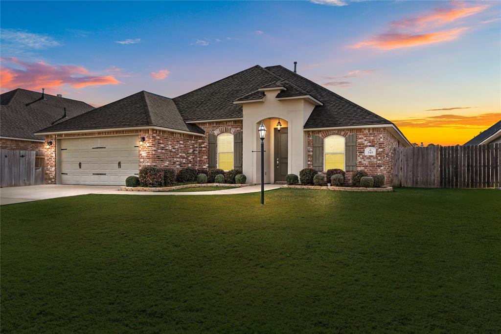 Tuscany Villas Un #6 - Residential