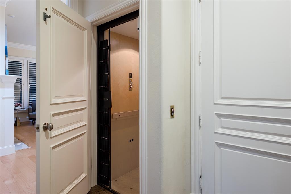 Lake Forest Ph A-R2 - Residential