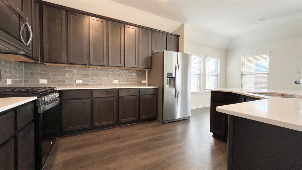 SILVERADO WEST PHASE 6 - Residential Lease