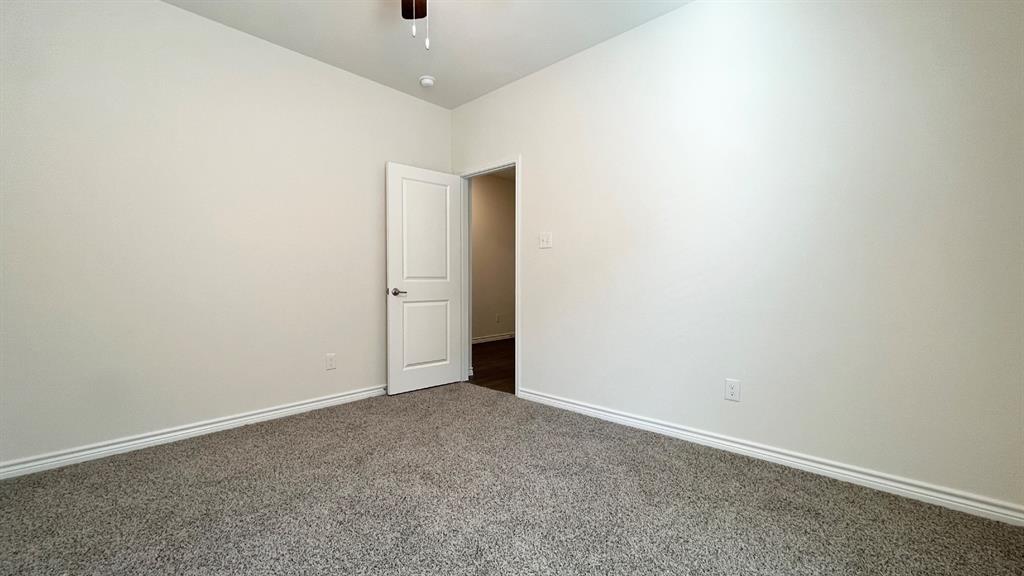 SILVERADO WEST PHASE 6 - Residential Lease