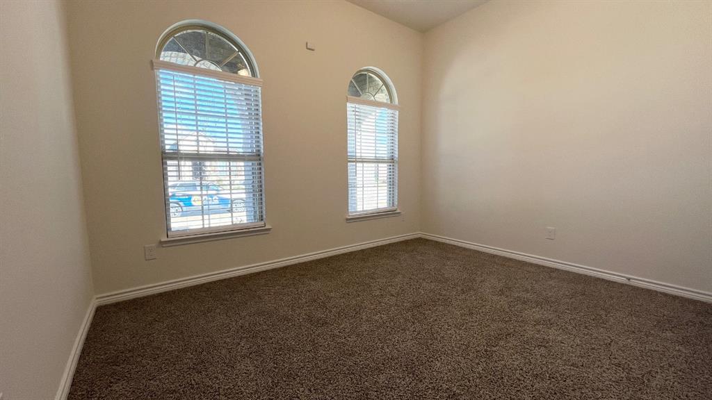 SILVERADO WEST PHASE 6 - Residential Lease