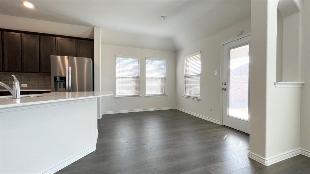 SILVERADO WEST PHASE 6 - Residential Lease