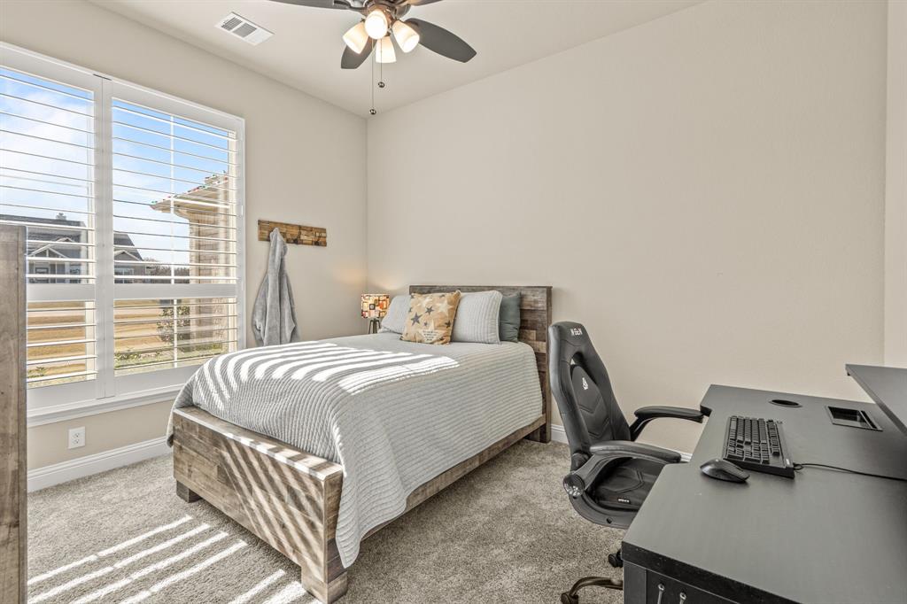 THE MEADOWS - Residential