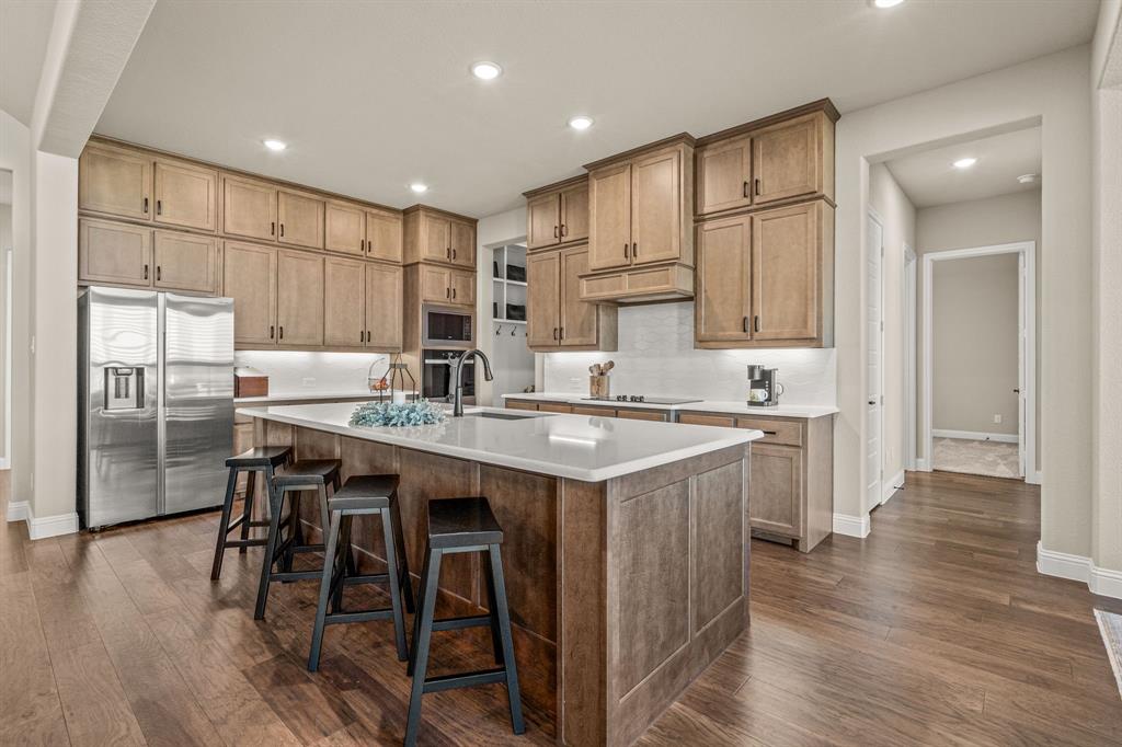 THE MEADOWS - Residential