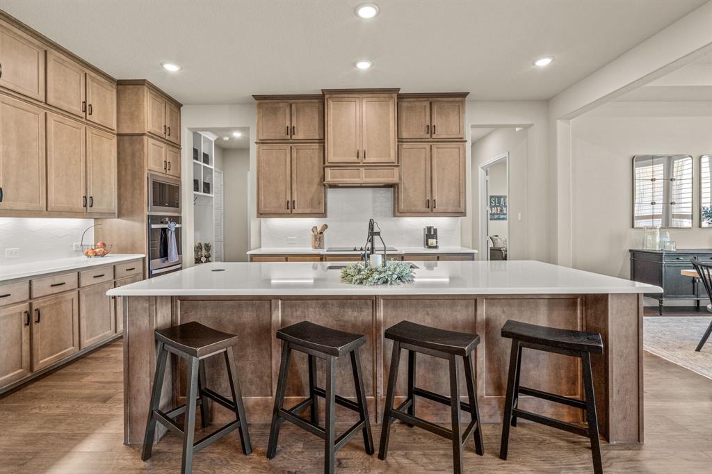 THE MEADOWS - Residential