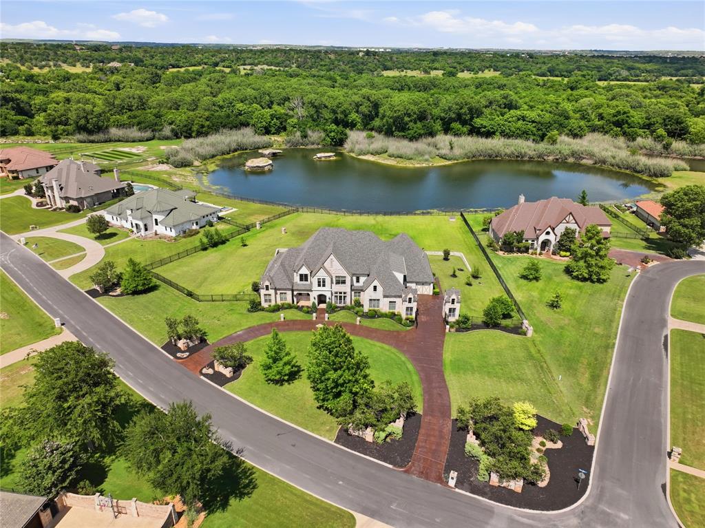 132 The Lakes Drive