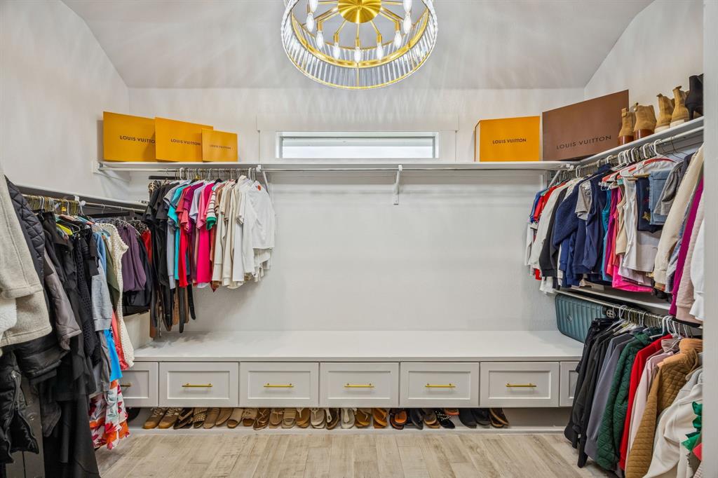 Hat Creek Estates - Residential