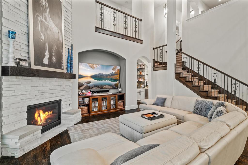 Pointe West - Residential