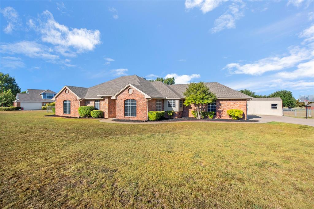 2250 Whispering Hills Drive