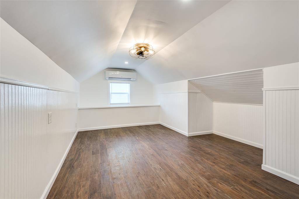 Elmwood - Residential