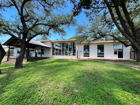 Photo of 307 Mesa Drive, Wimberley, TX 78676 (MLS # 21349931)